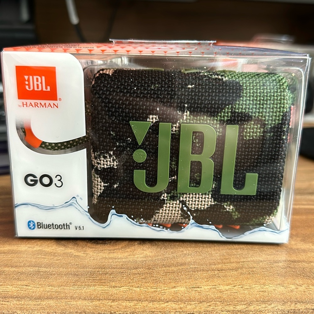 JBL GO3 Camo Portable Bluetooth Speaker